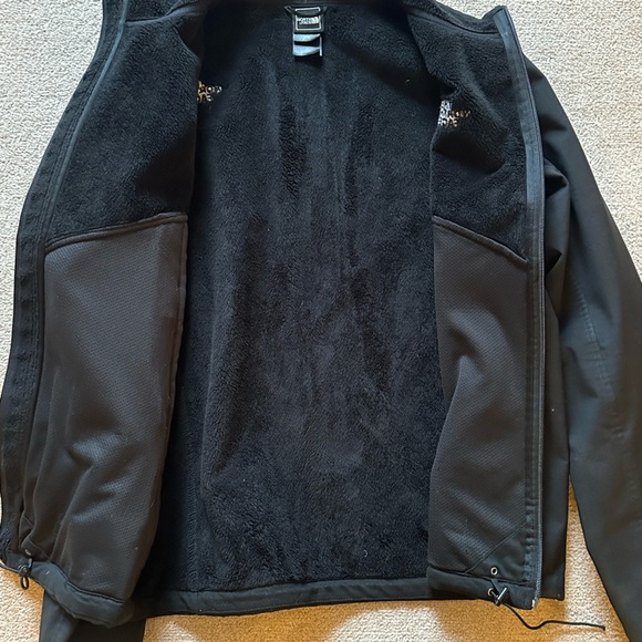 The North Face, Men’s Apex Bionic Jacket, size small. - Picture 2 of 6